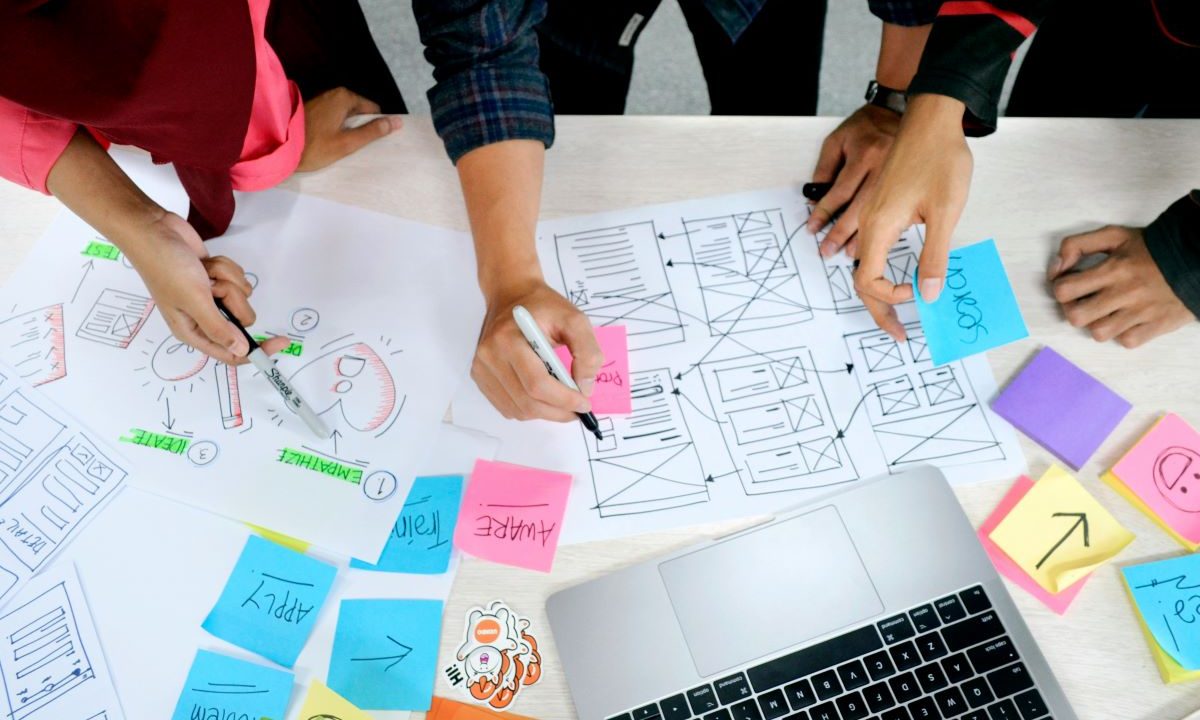 New Non-Compete Law: Implications for Businesses, Employees, and IP Rights